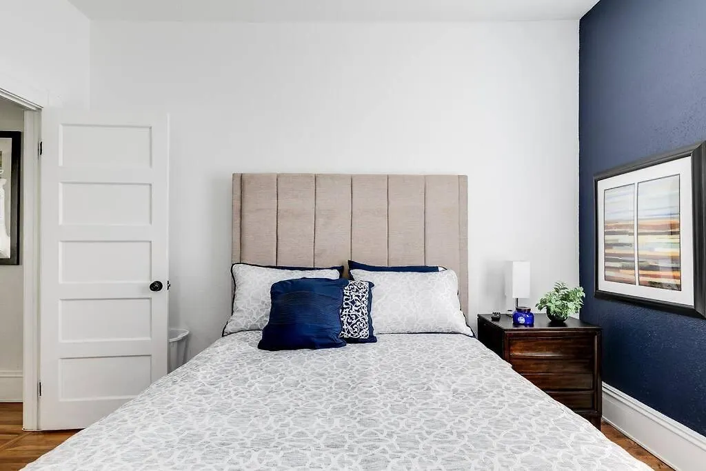 Apartamento Chic Urban Couples Retreat: Perfect Getaway 'N Rva Richmond 0*,  Estados Unidos